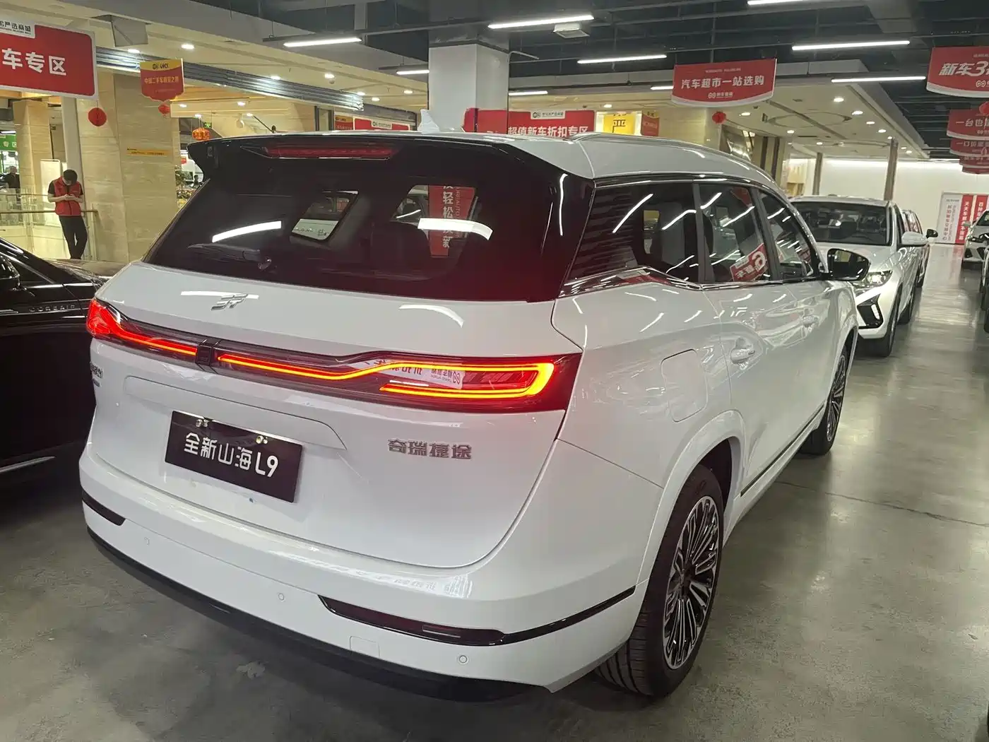 Jetour Shanhai L9 2026 2025 1.5TD 2DHT Luxury 7-Seater