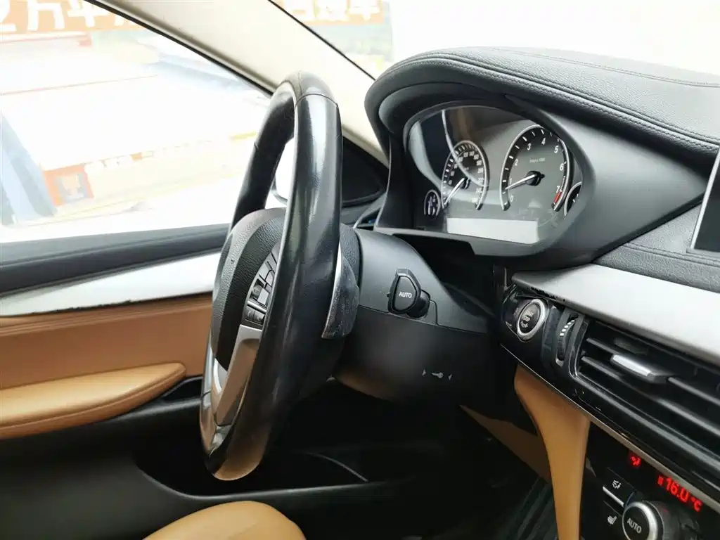 BMW X6 2015 xDrive35i Leading Type фото 22