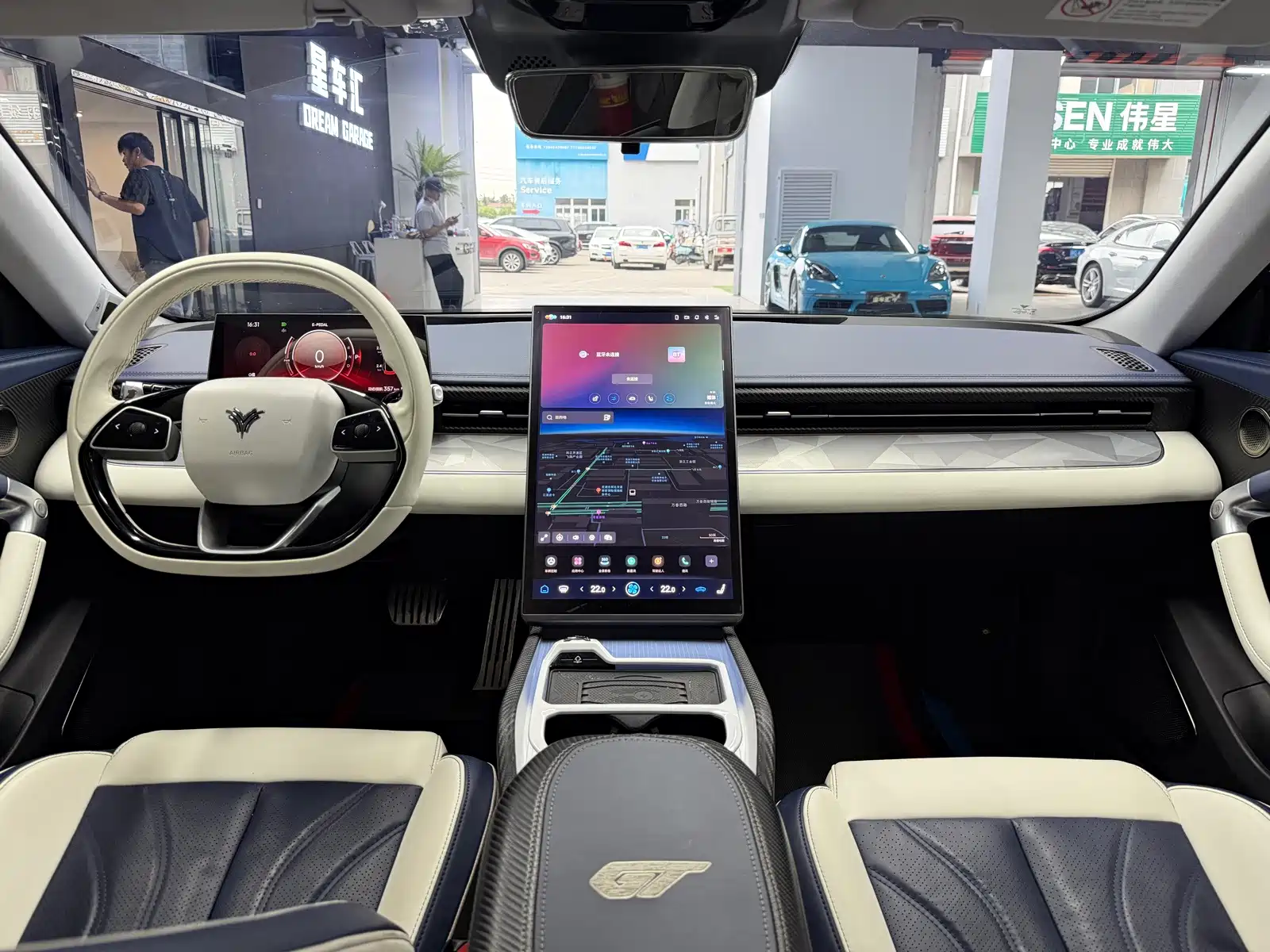 صورة 6 - Nezha Auto Nezha GT