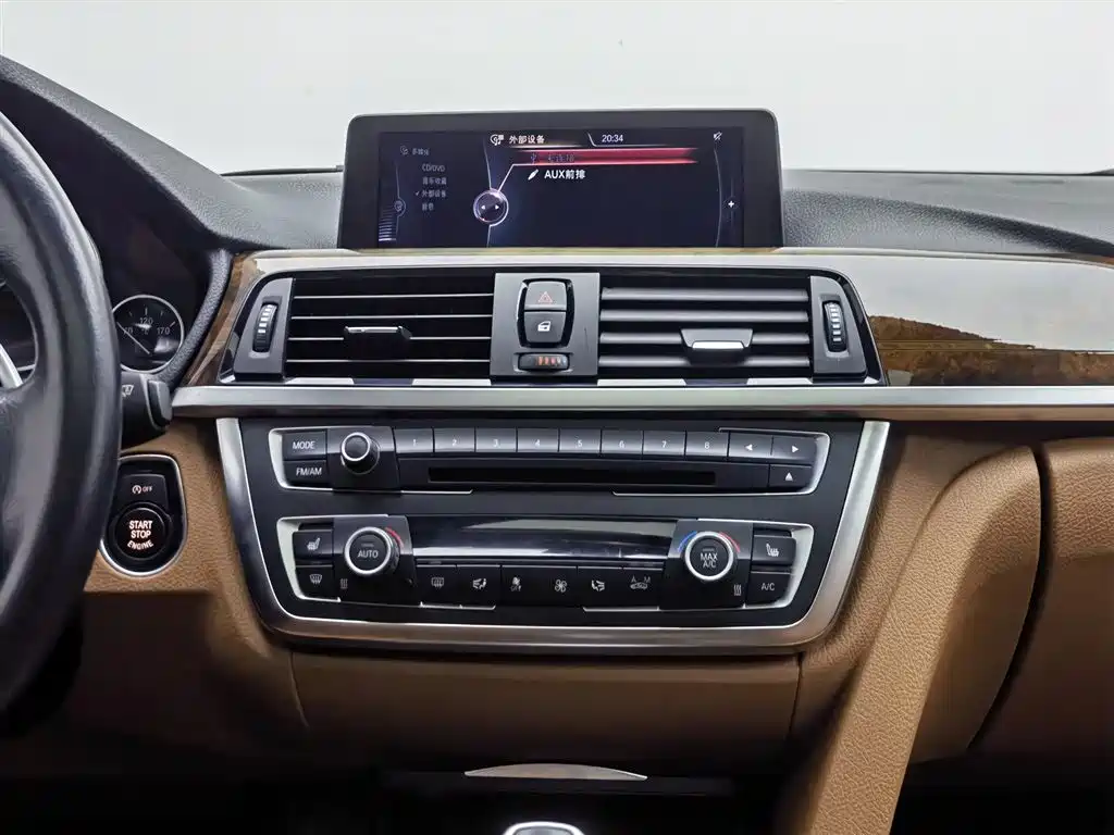 BMW 3 Series 2014 320Li Luxury Design Package фото 12