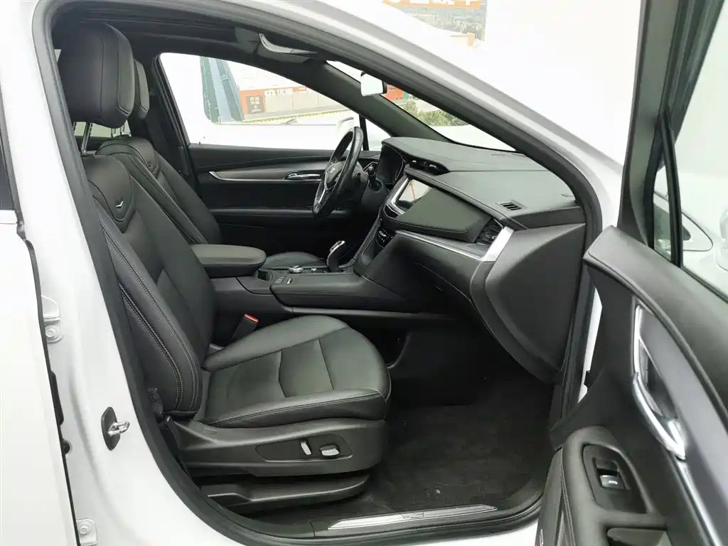 Cadillac XT5 2022 2.0T 4WD Trend Edition фото 23