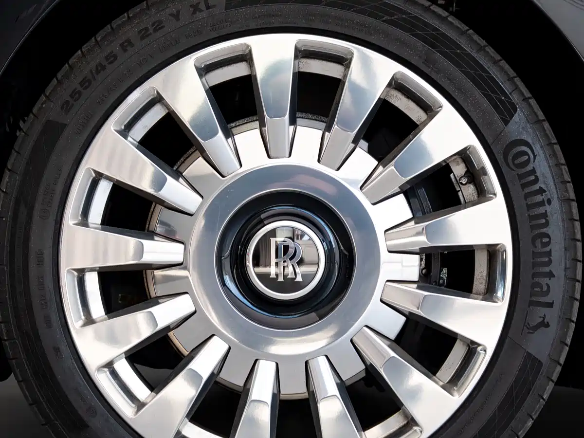 Фото 20 - Rolls-Royce Phantom