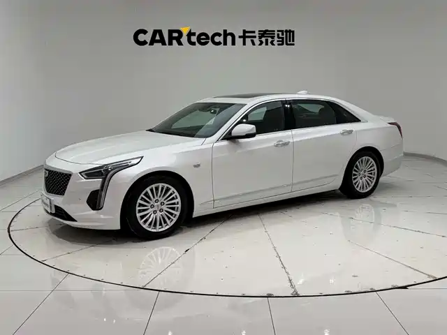CADILLAC CT6