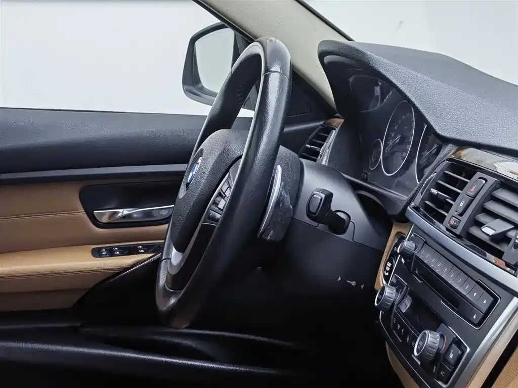 BMW 3 Series 2014 320Li Luxury Design Package фото 22
