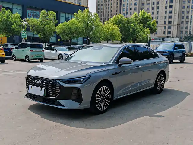 Chery Fengyun Fengyun A8L 2025 1.5TGDI 145km Luxury