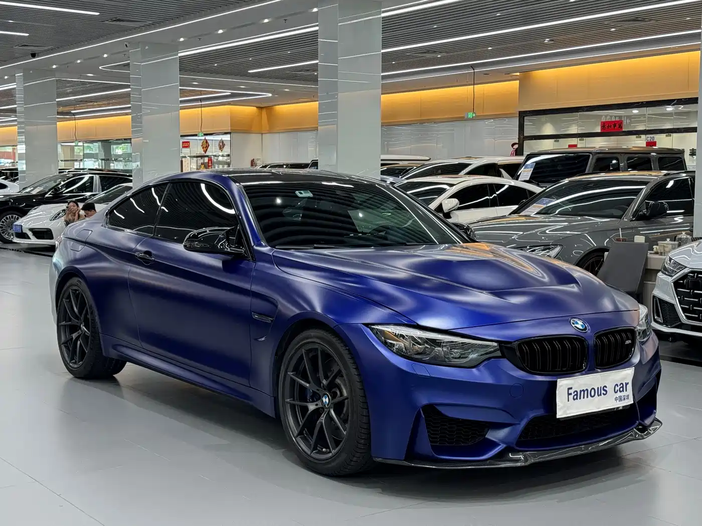 Photo 3 - BMW M4