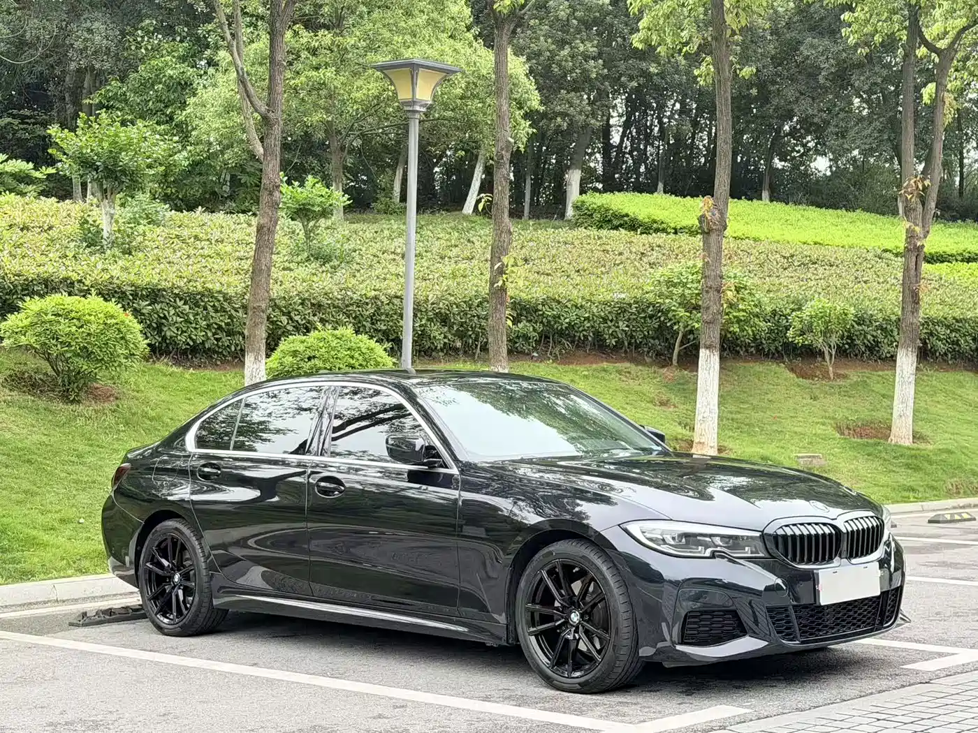 BMW 3 Series 2022 325Li M Sport Shadow Edition
