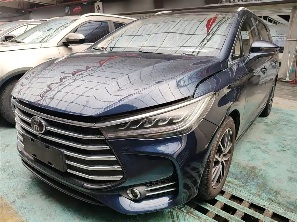 BYD Song MAX 2018 1.5T Auto Smart Connected Elite 6-Seater фото 2