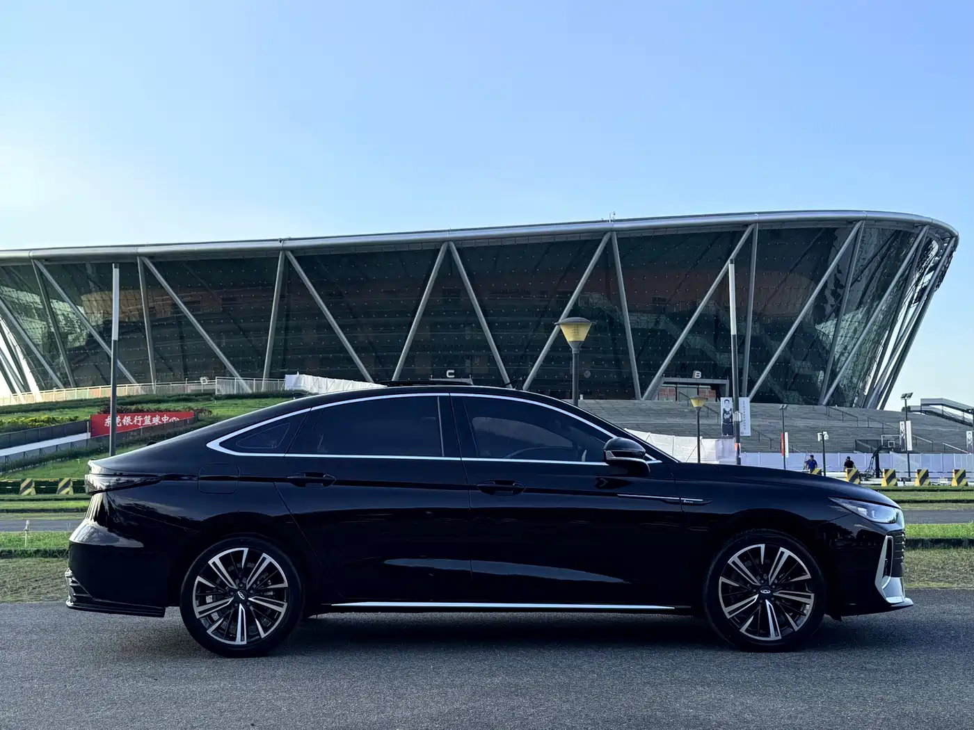 Chery Arrizo 8 PRO 2025 2025 Pro 1.6T Luxury Model+