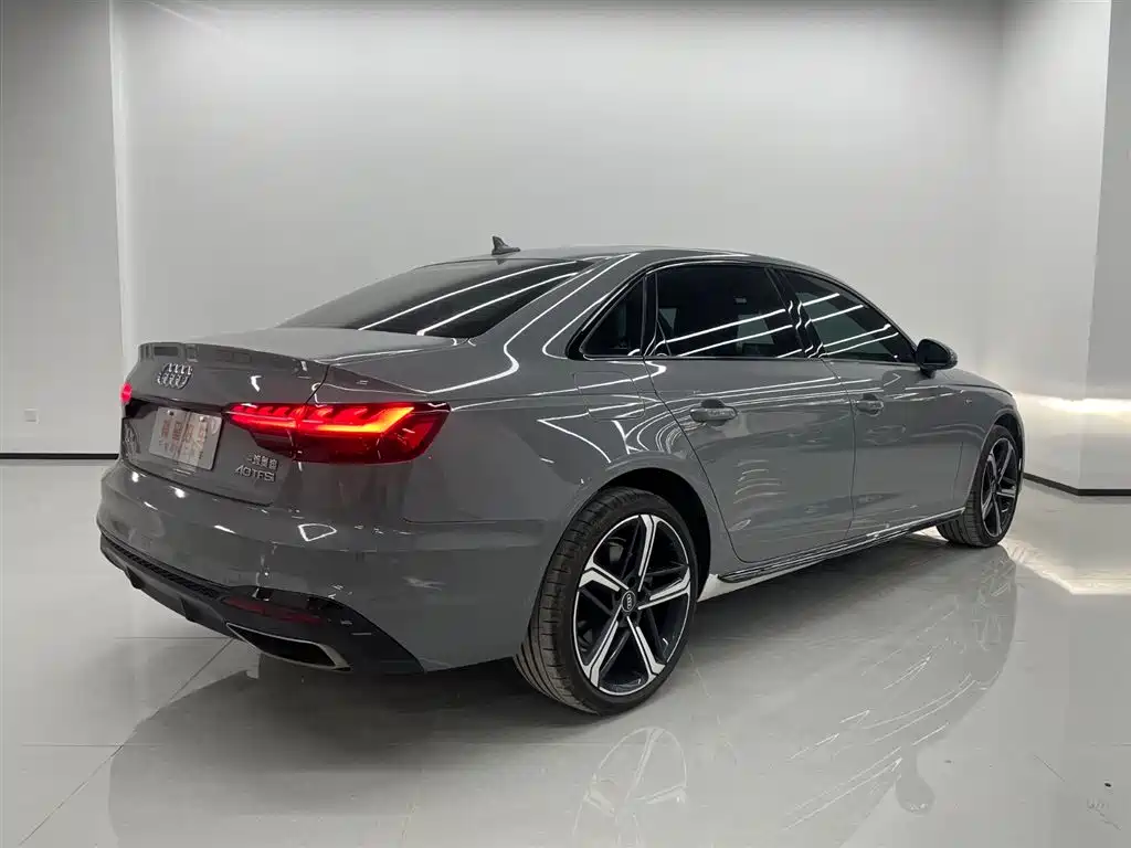 Audi A4L 2025 2025 2 Million Celebration Edition 40 TFSI Luxury Dynamic