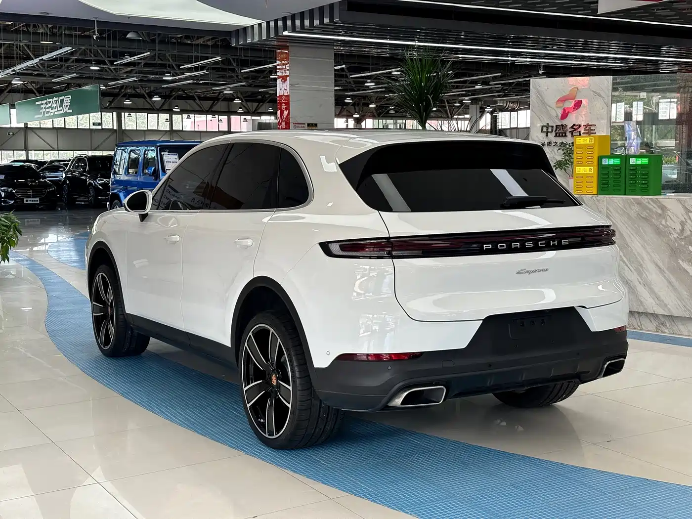 Porsche Cayenne 2024 Cayenne 3.0T фото 4