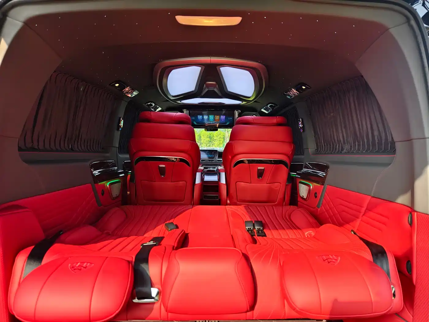 Mercedes-Benz Vito 2021 2.0T Elite 7-Seater фото 32