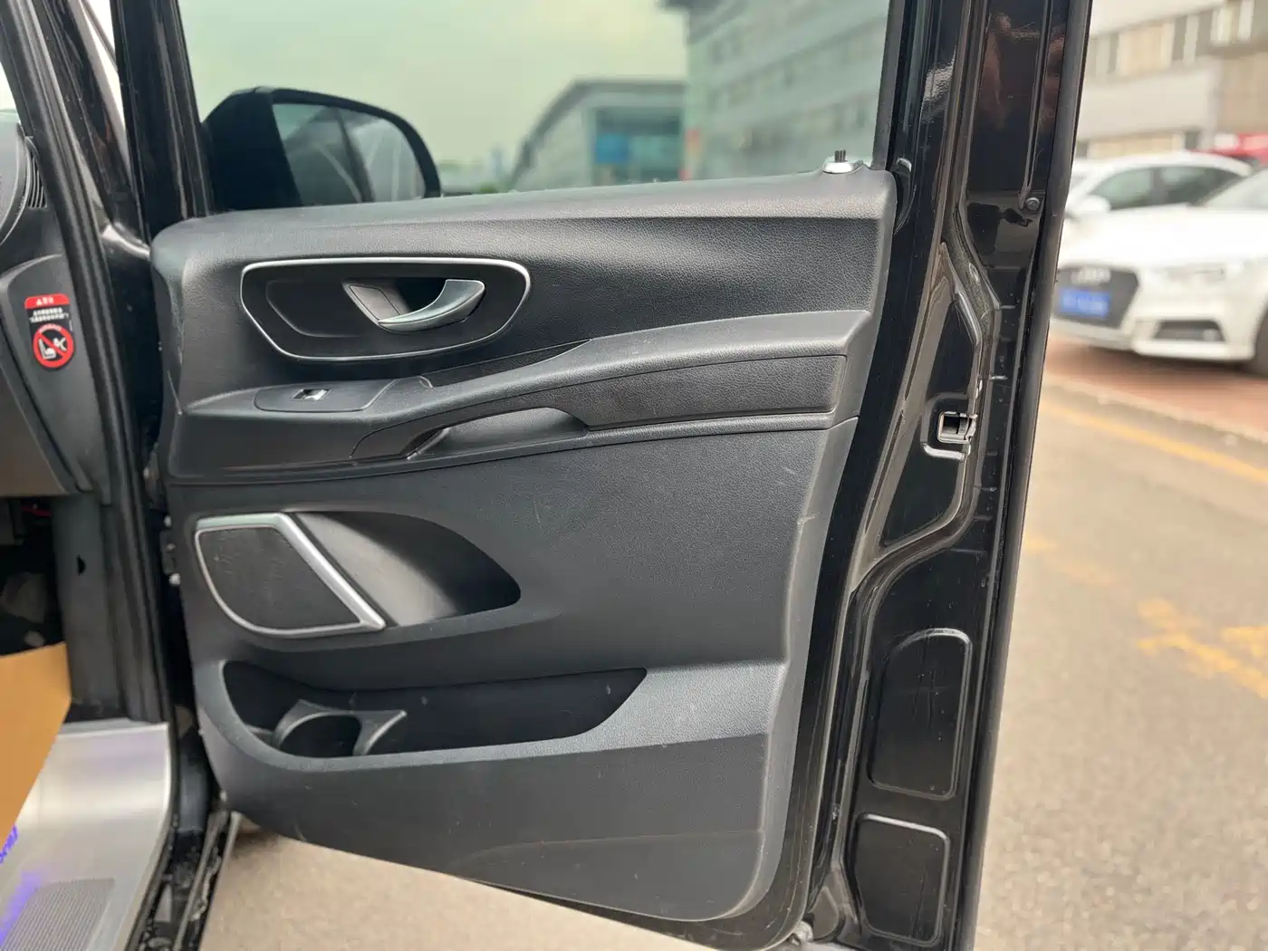 Mercedes-Benz Vito 2018 2.0T Business China V фото 21