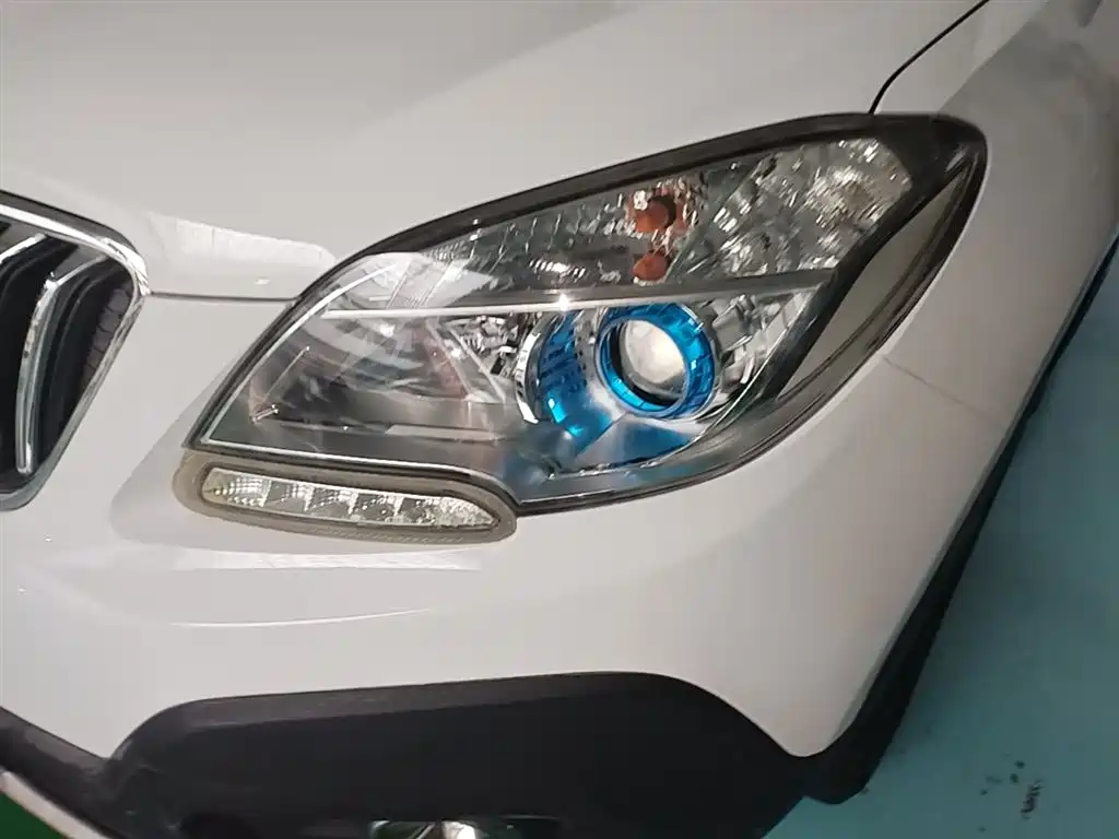 Buick Encore 2014 1.4T Automatic 2WD Urban Elite фото 24