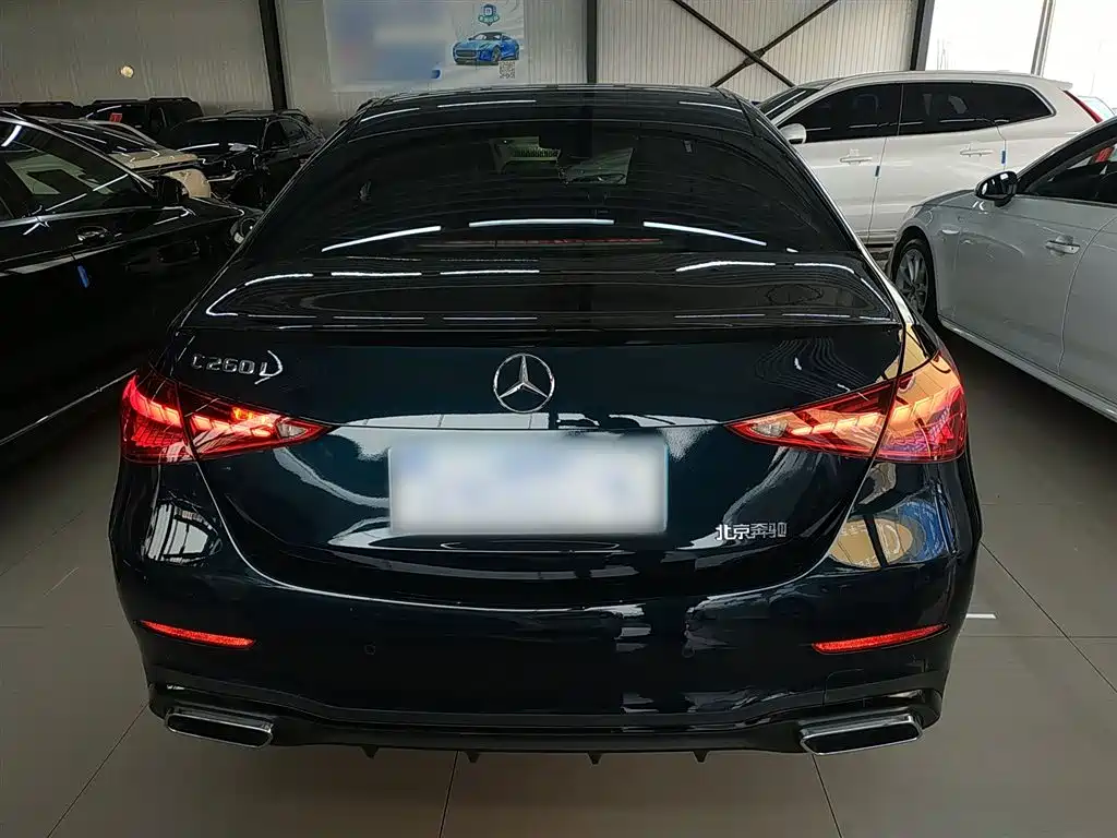 Mercedes-Benz C-Class 2023 Facelift II C 260 L Night Edition фото 4