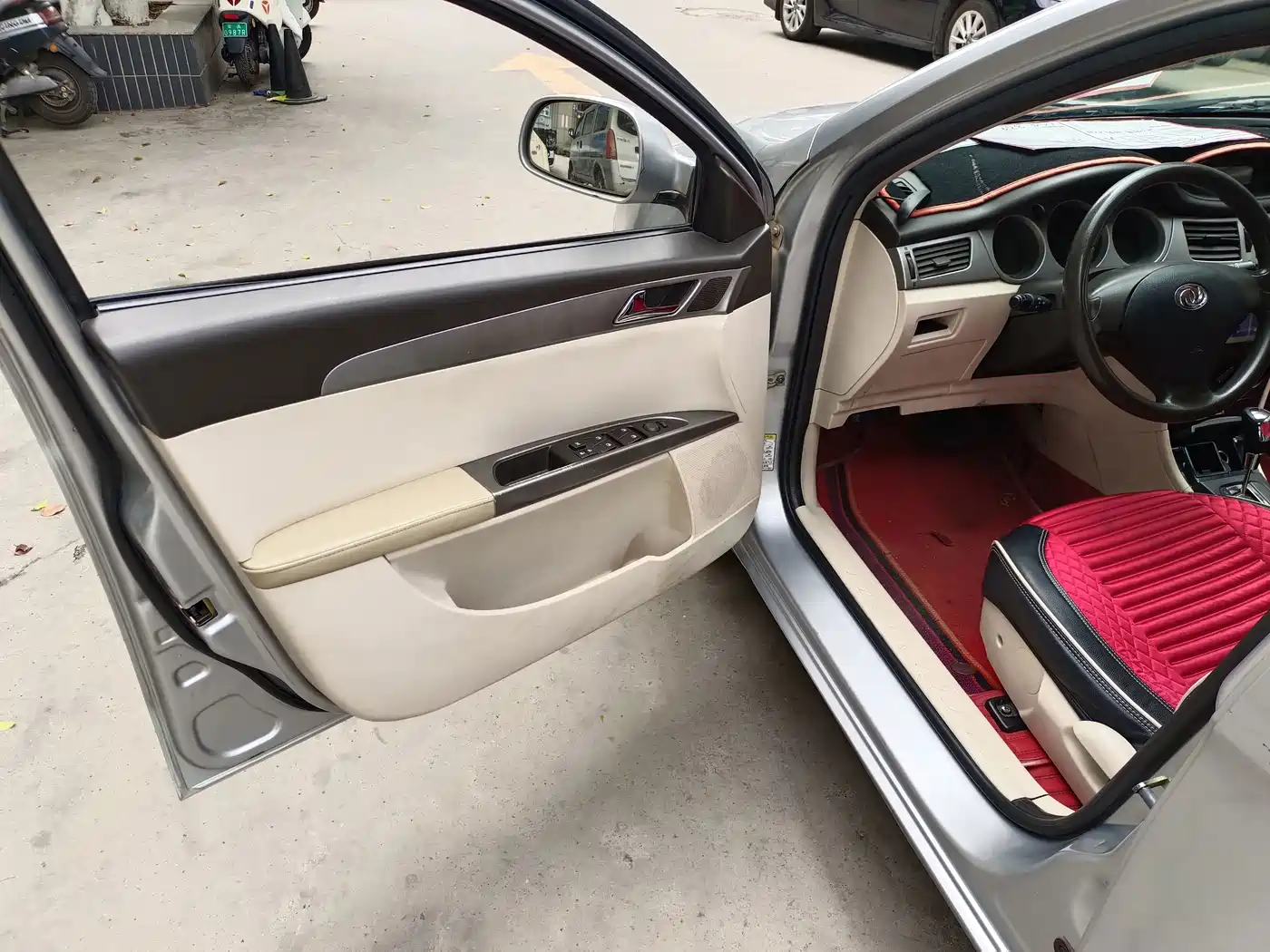 Dongfeng Aeolus Dongfeng Fengshen S30 2009 2009 1.6L Automatic Prestige