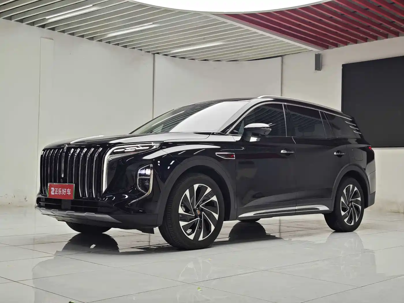 Hongqi HS7 PHEV 2024 2.0T PHEV 4WD Flagship Edition 6-seater