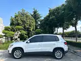 Фото 2 - Volkswagen Tiguan