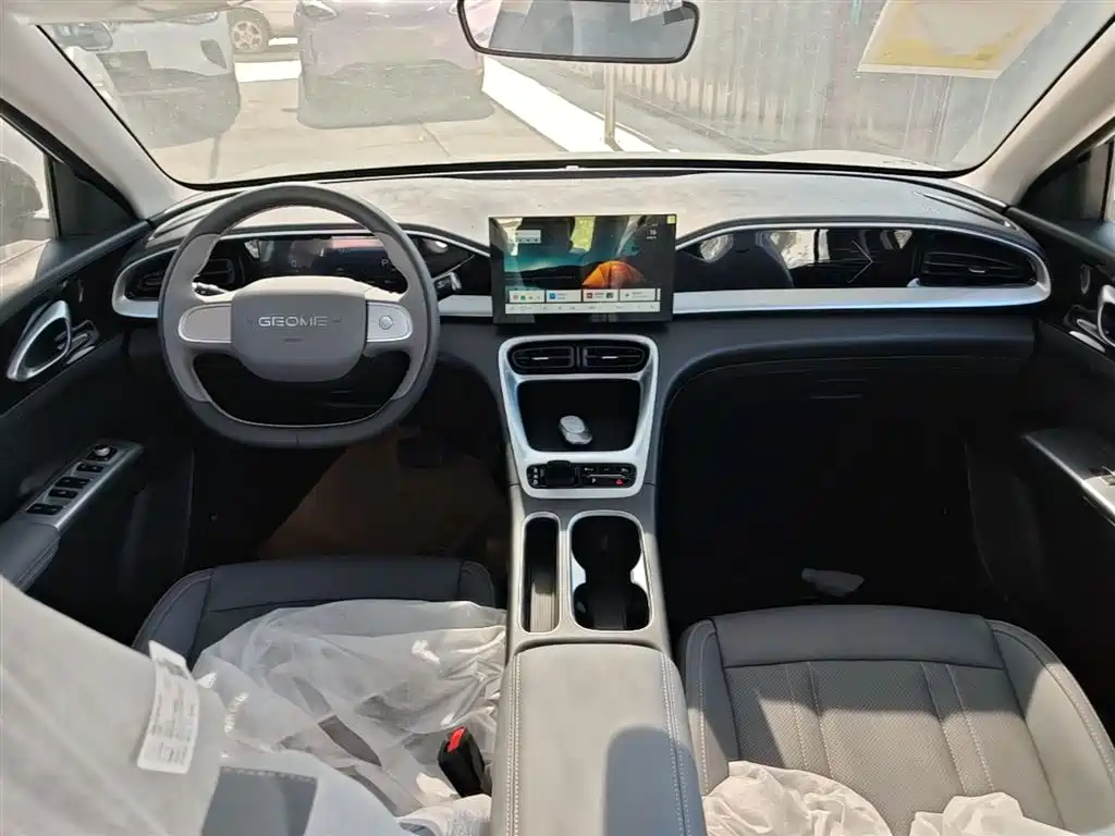 Geely Galaxy Starry Wish 2026 Edition 310km Youth Version фото 10
