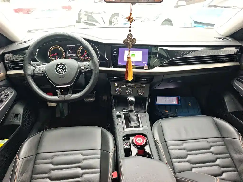Volkswagen Passat 2021 Model 330TSI Elite Edition фото 10