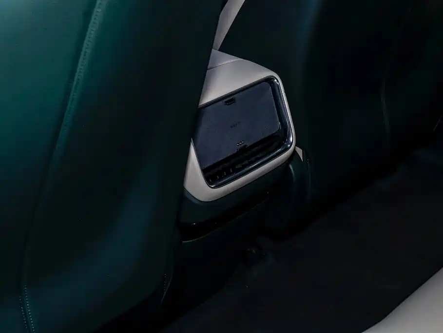 Xiaomi Auto Xiaomi YU7 2025 Extended Range RWD Edition фото 11