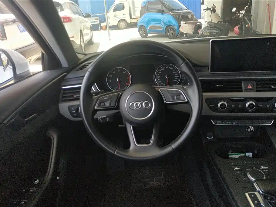 Audi A4L 2017 40 TFSI Progressive фото 15