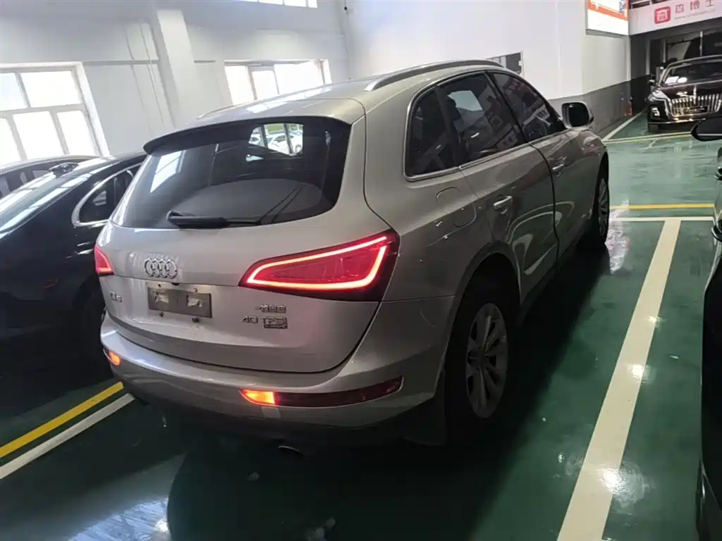 Audi Q5 2015 40 TFSI Technology фото 7