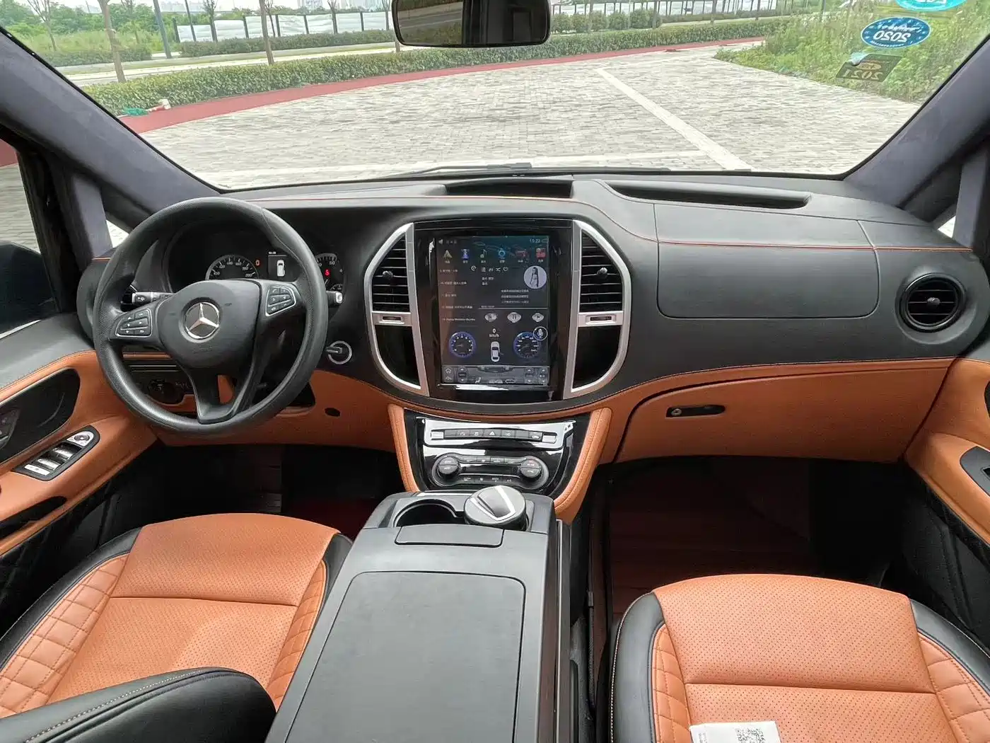 Mercedes-Benz Vito 2018 2.0T Business Edition China VI фото 4