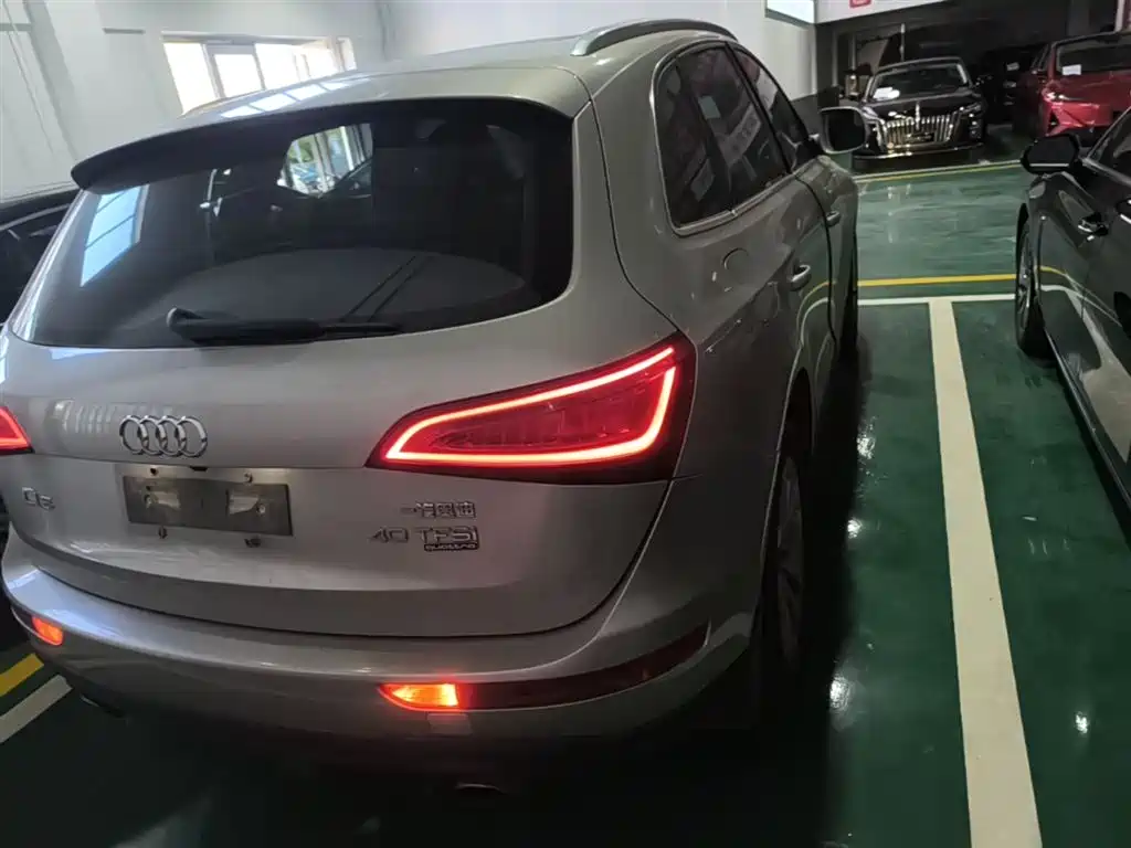 Audi Q5 2015 40 TFSI Technology фото 8
