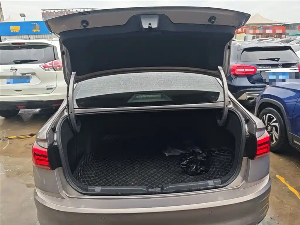 Volkswagen Bora 2020 280TSI DSG Luxury фото 19
