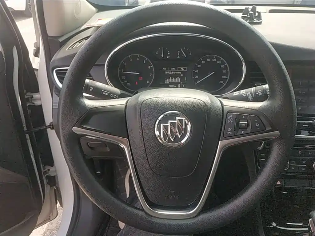 Buick Encore 2017 18T Automatic 2WD Urban Leading фото 11