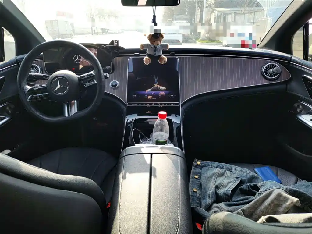 Mercedes-Benz EQE 2022 350 Luxury Edition фото 13