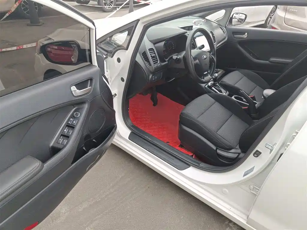 Kia K3 2017 1.6L Automatic 15th Anniversary Special GLS фото 16