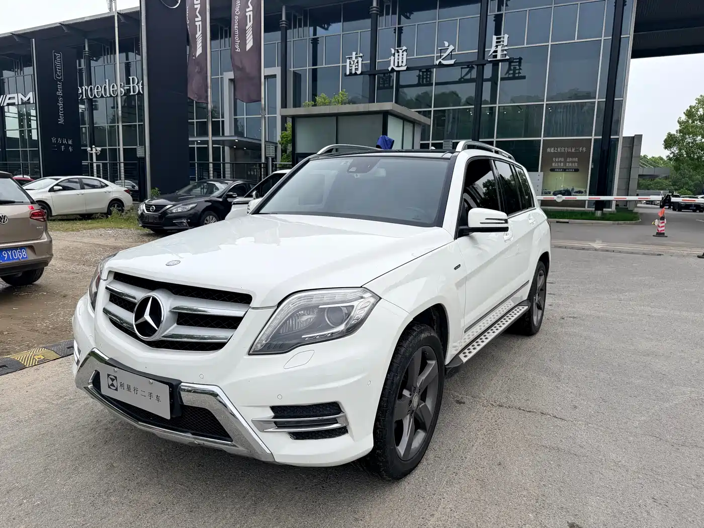 Mercedes-Benz GLK-Class 2015 GLK 260 4MATIC Fashion Ultimate Edition