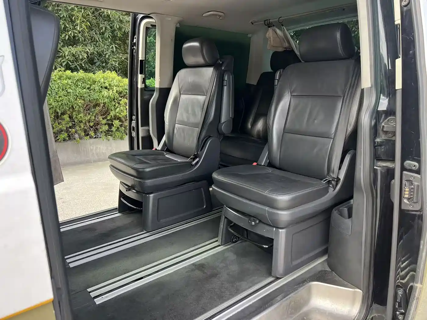 Фото 6 - Volkswagen Multivan