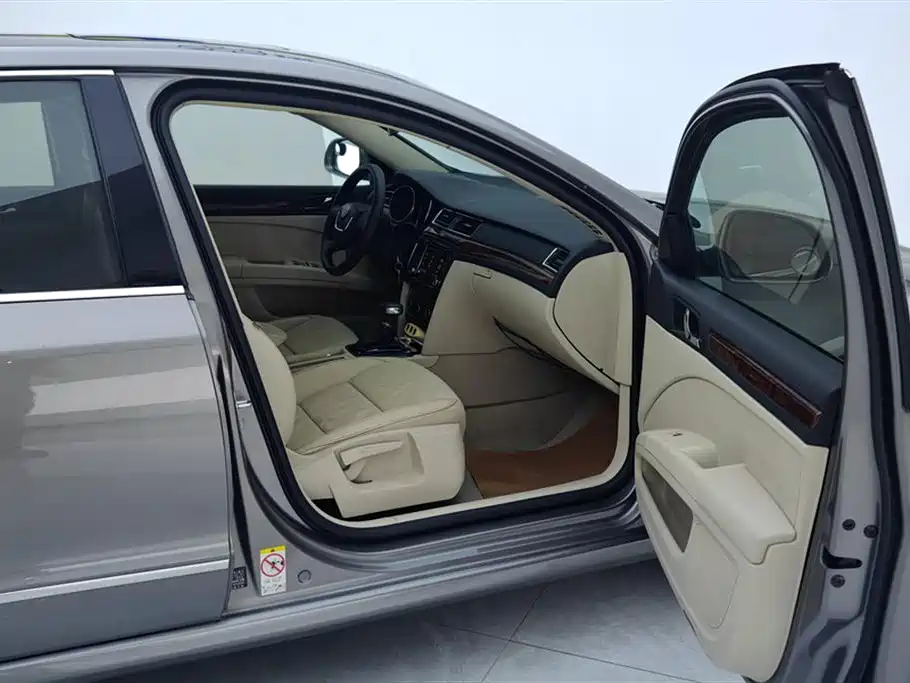 Škoda Superb 2009 1.8TSI Automatic Elegance фото 8