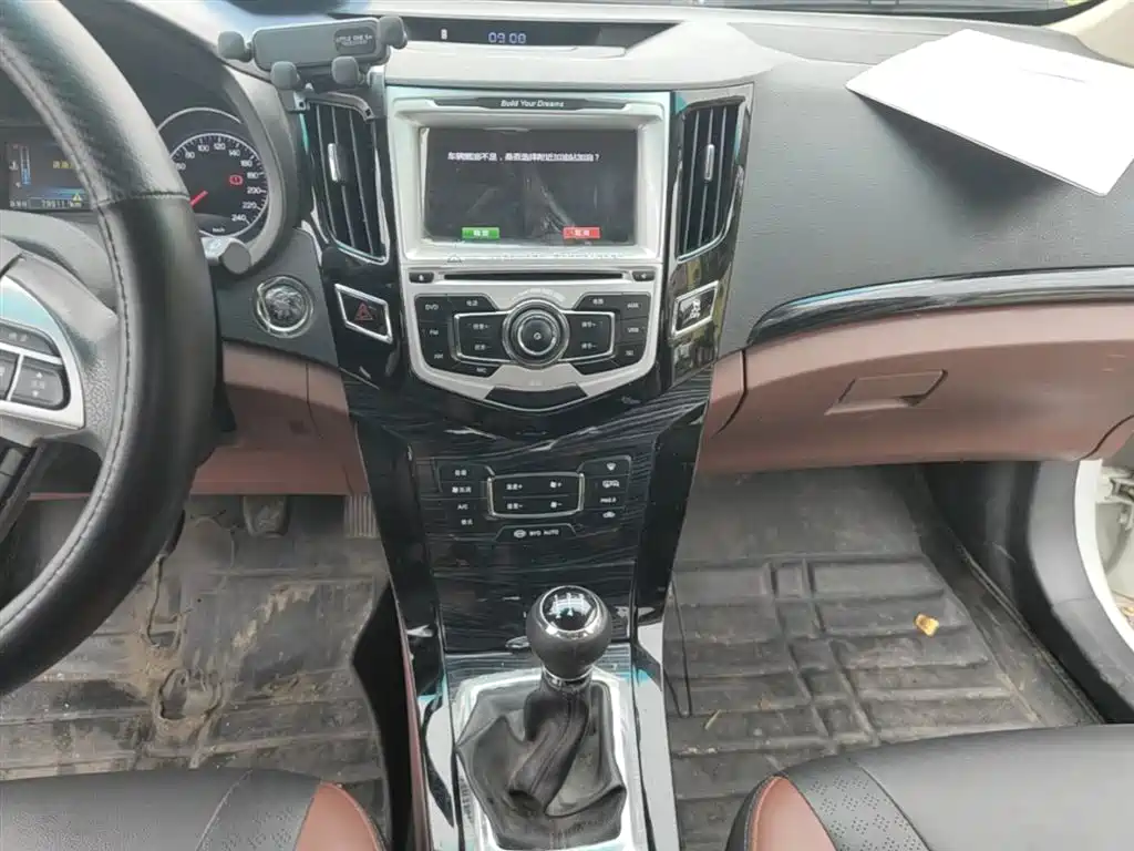 BYD Surui 2015 Facelift 1.5L Manual Luxury фото 13