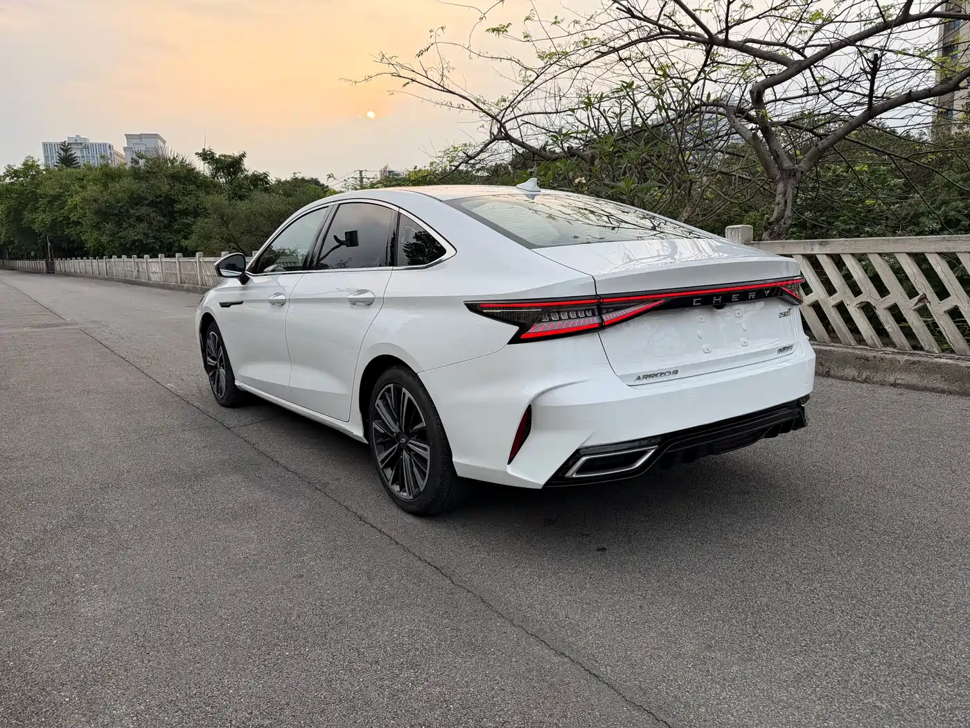CHERY ARRIZO 8