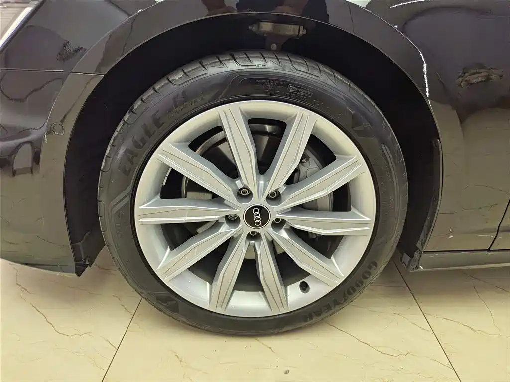 Audi A6L 2024 45 TFSI Premium Dynamic фото 9