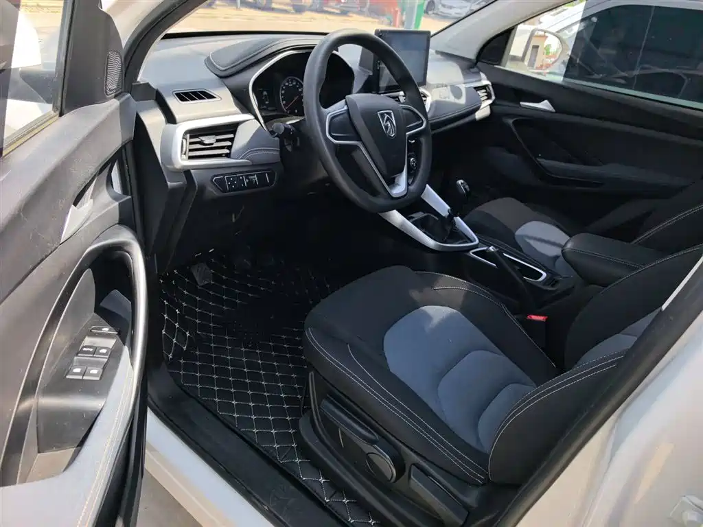 BAOJUN 530
