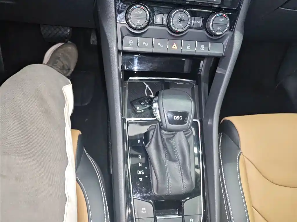Škoda Kodiaq GT 2019 TSI330 2WD Luxury Edition China VI фото 10