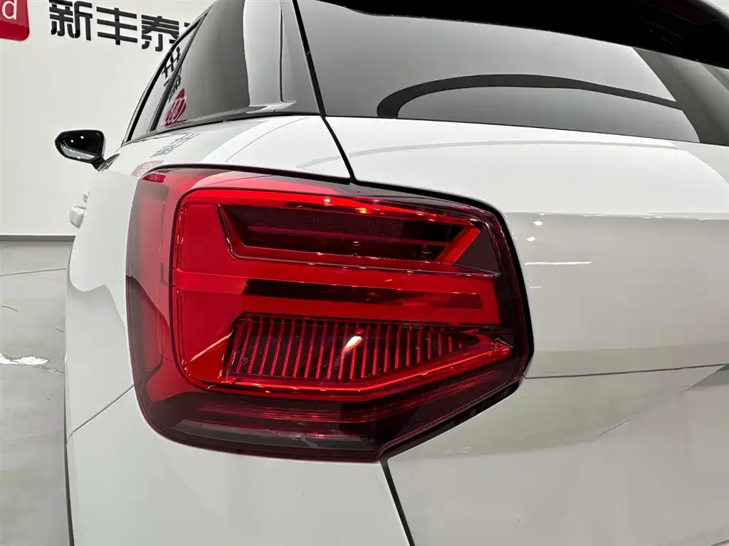 Audi Q2L 2021 35 TFSI Progressive Dynamic фото 28