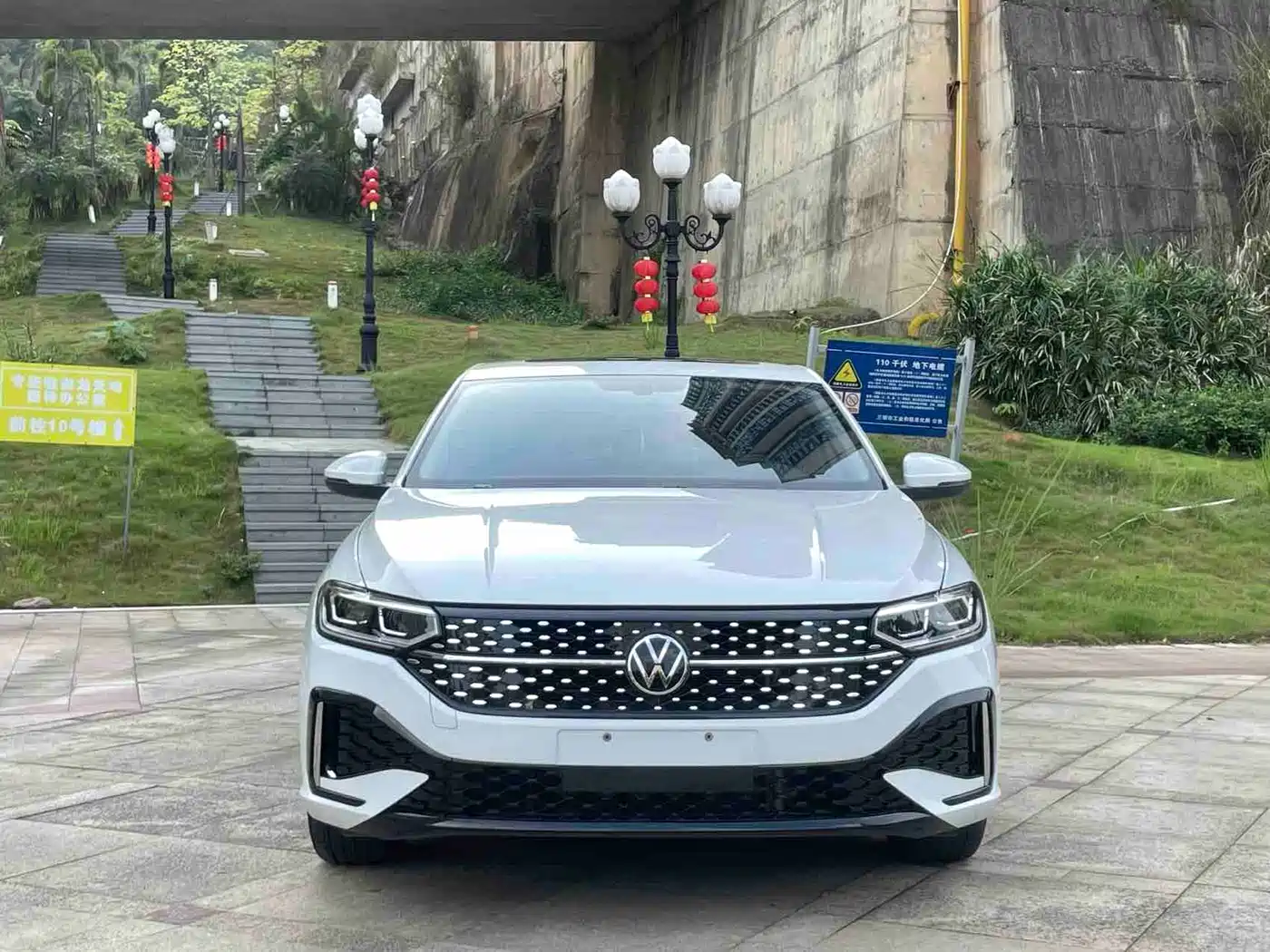 Volkswagen Lavida 2023 280TSI DSG Starlight Comfort Edition фото 3