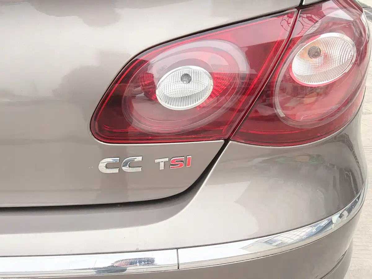 Volkswagen FAW-Volkswagen CC 2012 1.8TSI Premium фото 8