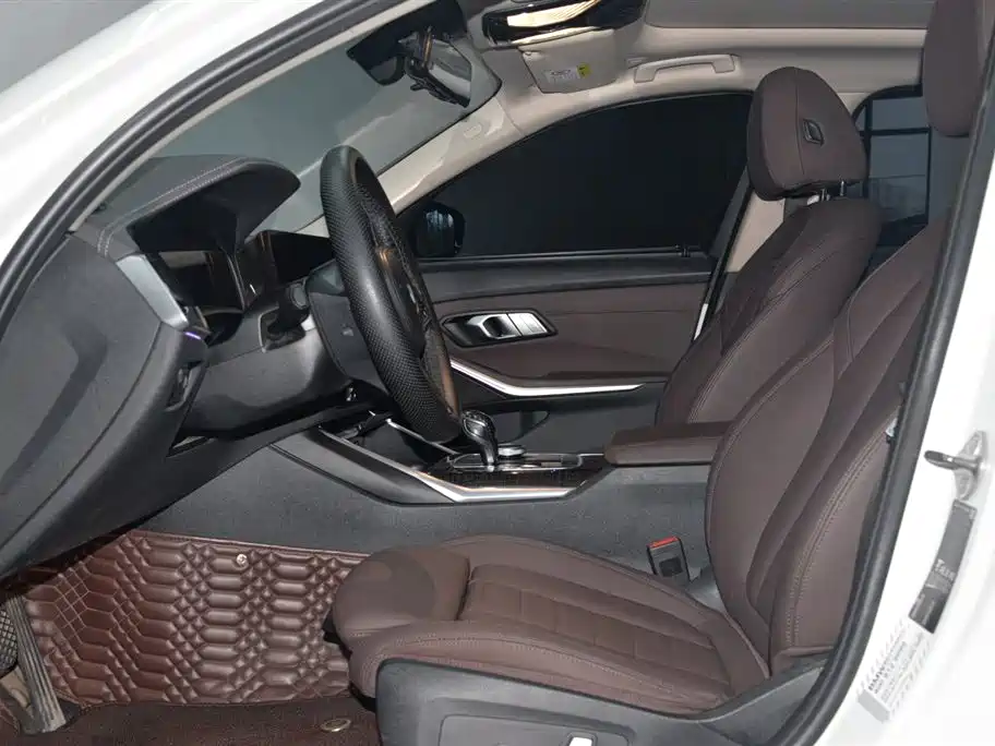 BMW 3 Series 2021 Second Facelift 325Li M Sport Package фото 8