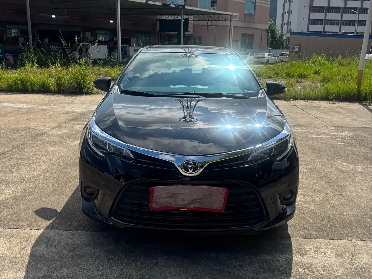 Toyota Levin 2014 1.6G CVT Elite Edition фото 2