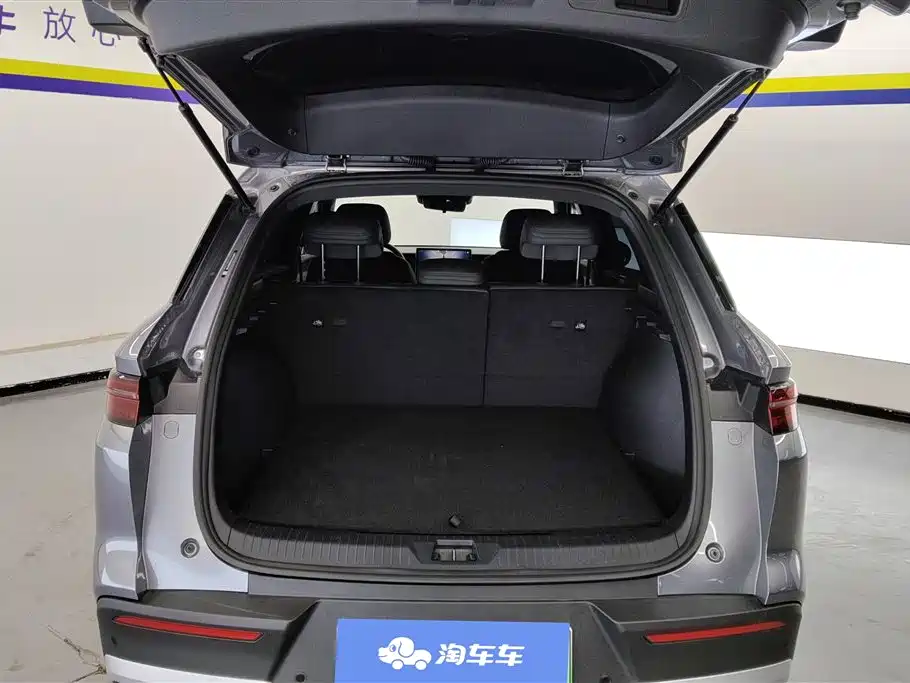 BYD Song Pro New Energy 2025 2nd Generation Smart Drive Edition DM-i 75KM Leading Type фото 4