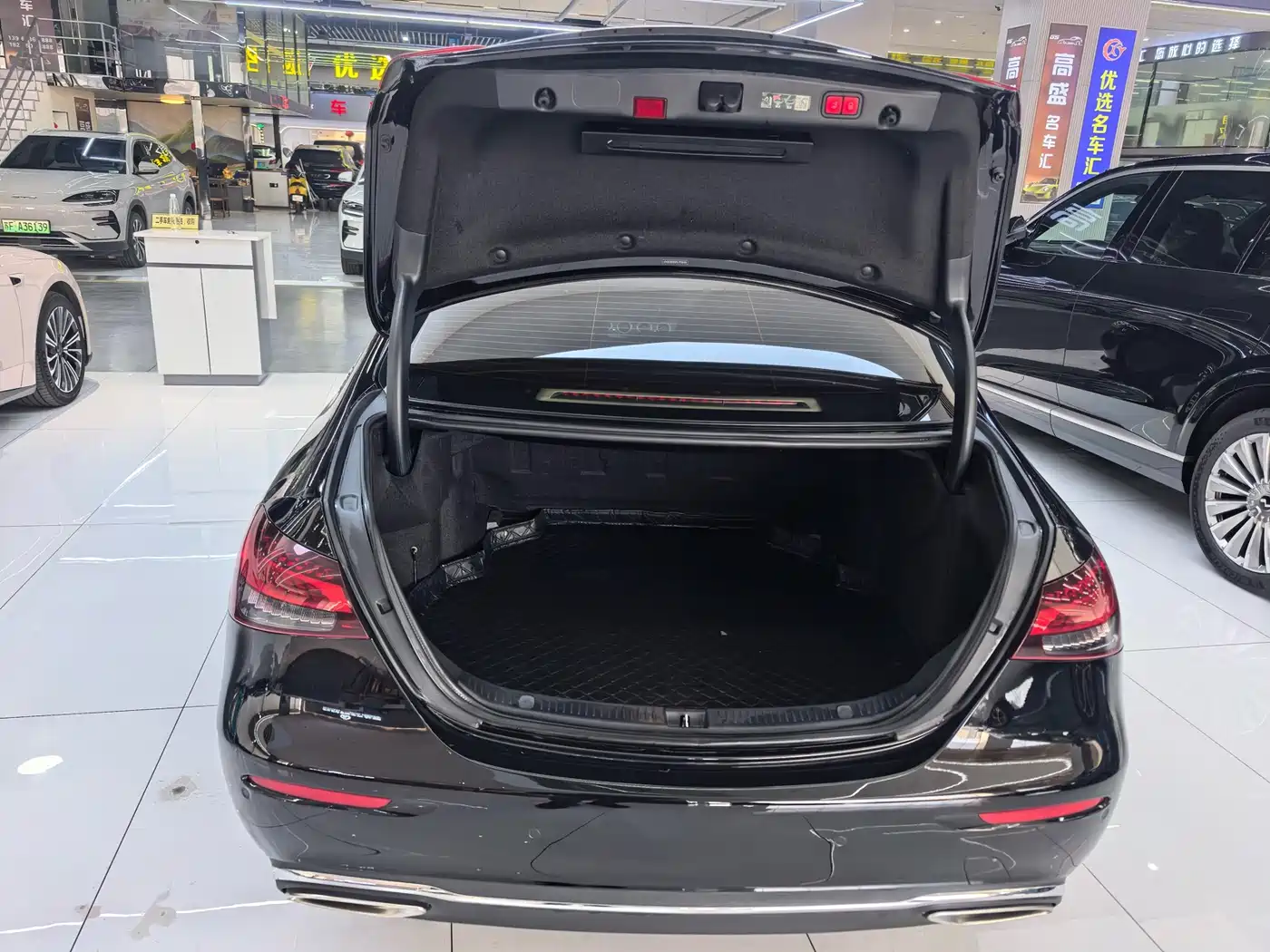 Mercedes-Benz E-Class 2023 Facelift E 300 L Fashion фото 20
