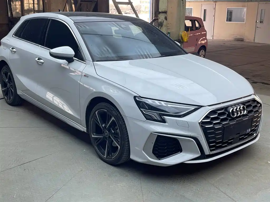 Audi A3 2022 Sportback 35 TFSI Style Sport фото 3