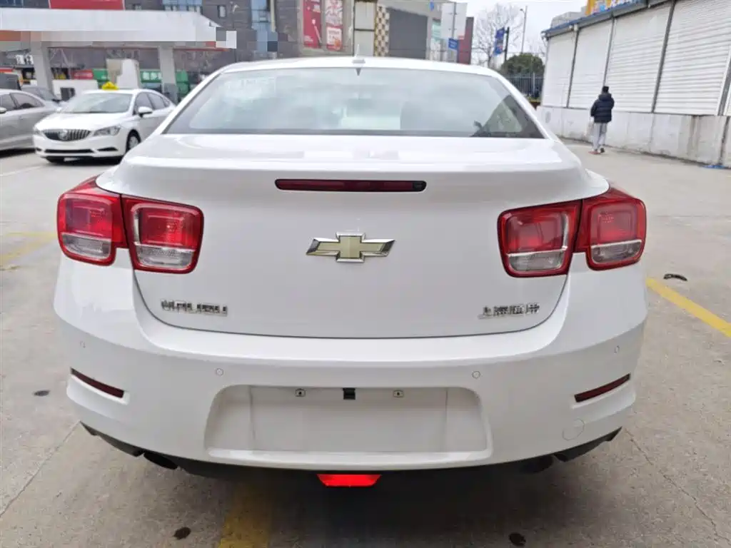 Chevrolet Malibu 2014 2.0L Automatic Luxury фото 4